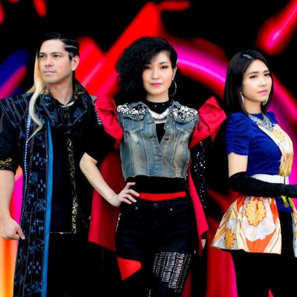 AKINO with bless4